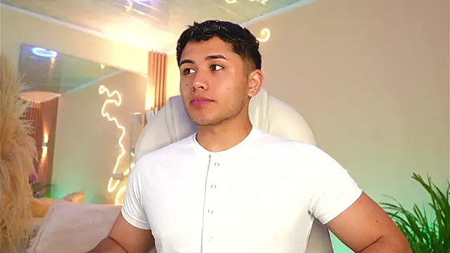 MatiasKorn online show from April 2026 04:38:02 AM