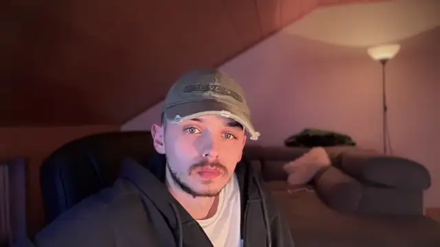 naked psy online show from February 2025 12:29:02 AM