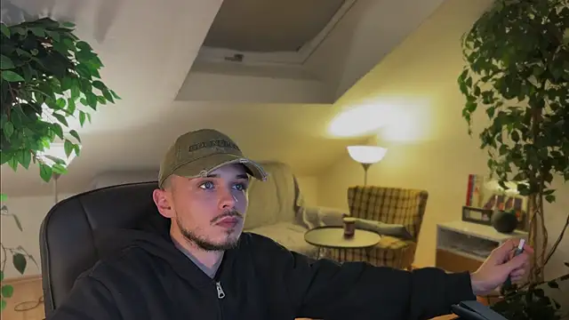 naked psy online show from November 2025 12:20:02 AM