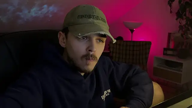 naked psy online show from January 2026 10:35:01 PM