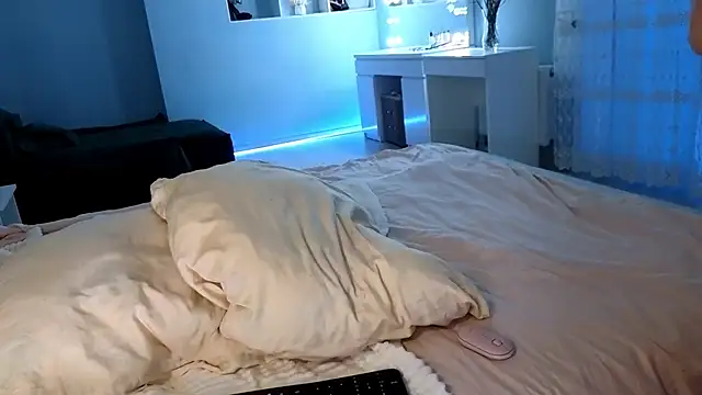 MissSiona online show from December 2024 10:50:02 AM