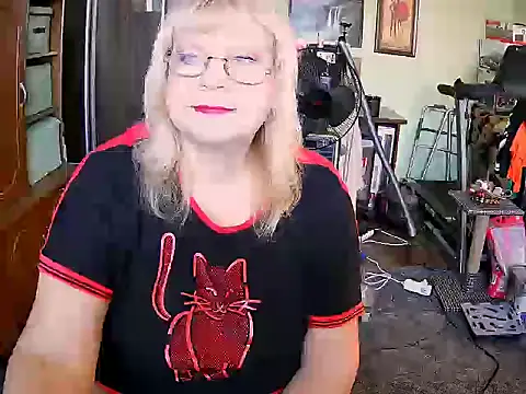 Snapshot of LOLA8888 chatting on September 2025 11:14:01 AM LOLA8888 online show from September 2025 11:14:01 AM