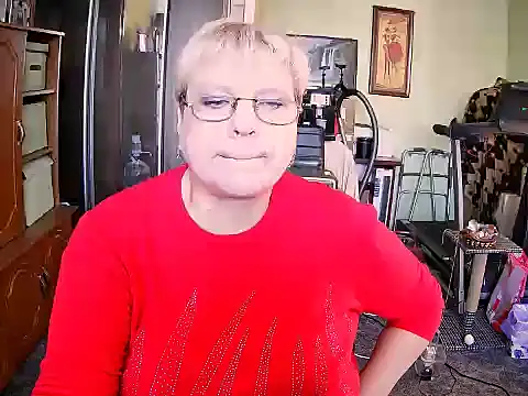 Snapshot of LOLA8888 chatting on October 2025 10:49:02 AM LOLA8888 online show from October 2025 10:49:02 AM