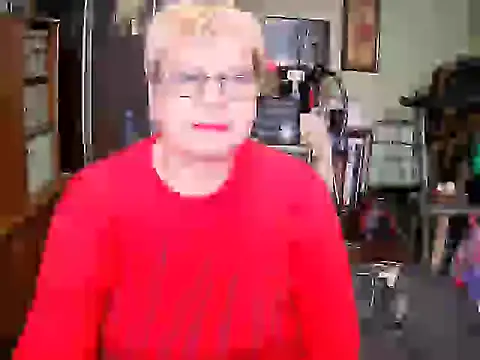 Snapshot of LOLA8888 chatting on October 2025 10:49:01 AM LOLA8888 online show from October 2025 10:49:01 AM