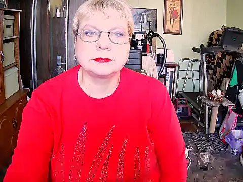 Snapshot of LOLA8888 chatting on October 2025 10:33:02 AM LOLA8888 online show from October 2025 10:33:02 AM