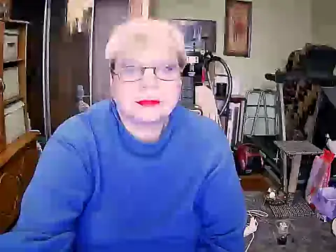 Snapshot of LOLA8888 chatting on October 2025 11:47:01 AM LOLA8888 online show from October 2025 11:47:01 AM