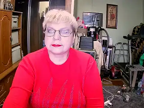 Snapshot of LOLA8888 chatting on November 2025 11:33:02 AM LOLA8888 online show from November 2025 11:33:02 AM