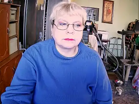 Snapshot of LOLA8888 chatting on November 2025 12:15:02 PM LOLA8888 online show from November 2025 12:15:02 PM