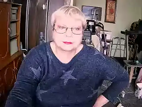 Snapshot of LOLA8888 chatting on November 2025 12:05:02 PM LOLA8888 online show from November 2025 12:05:02 PM