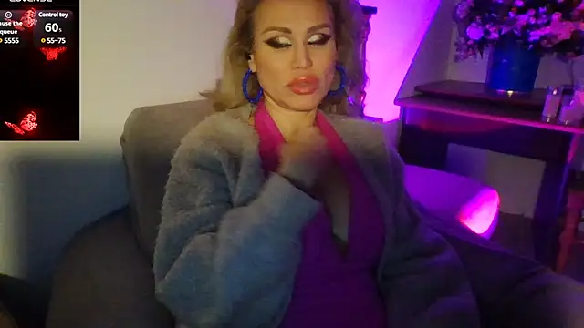 Radmila Queen  online show from December 2024 02:26:02 PM