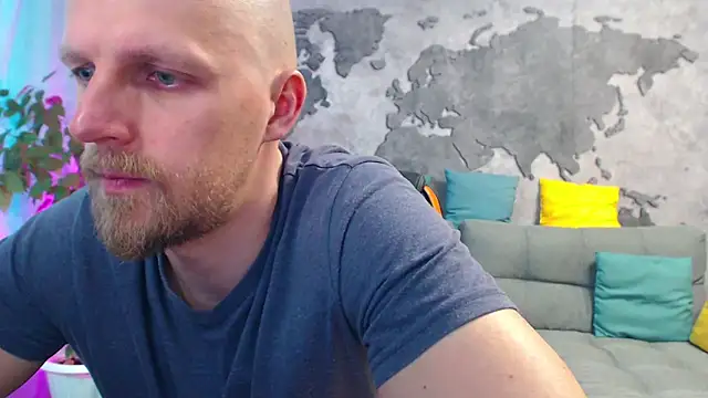 VikingChrisss online show from June 2026 10:06:02 AM