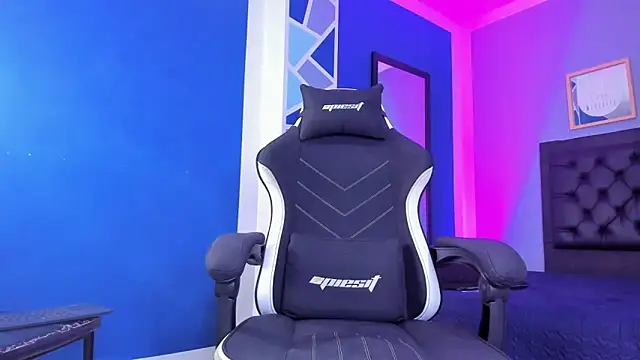 alex oficial online show from December 2025 06:10:01 AM