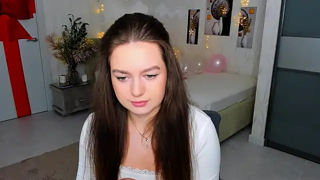 MiracleCurly online show from February 2025 04:07:01 PM