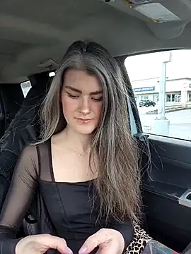 Lilmissvyx online show from March 2025 03:25:02 PM