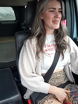 Lilmissvyx online show from February 2026 03:51:02 PM