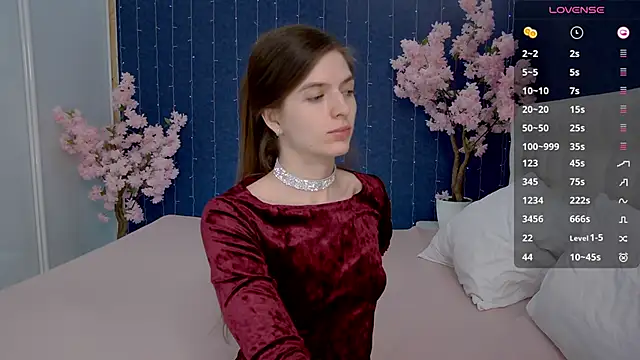 Snapshot of -Mirror-Girl- chatting on February 2025 01:32:01 PM -Mirror-Girl- online show from February 2025 01:32:01 PM