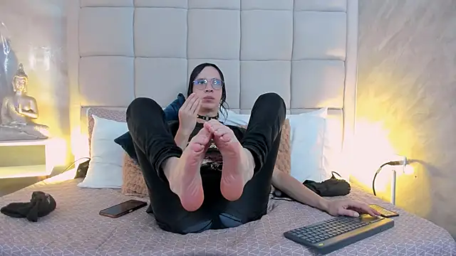 Hecatee 77 online show from October 2025 07:43:01 PM