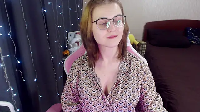 MissBrightShine online show from January 2025 04:08:02 PM