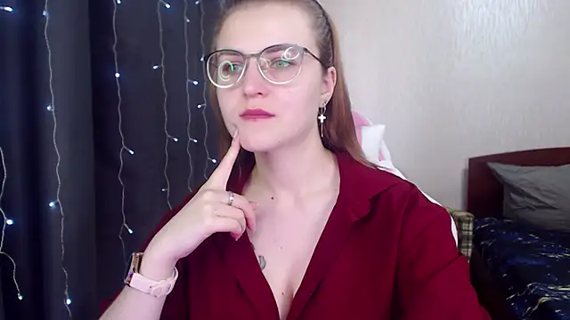 MissBrightShine online show from February 2025 10:10:01 AM