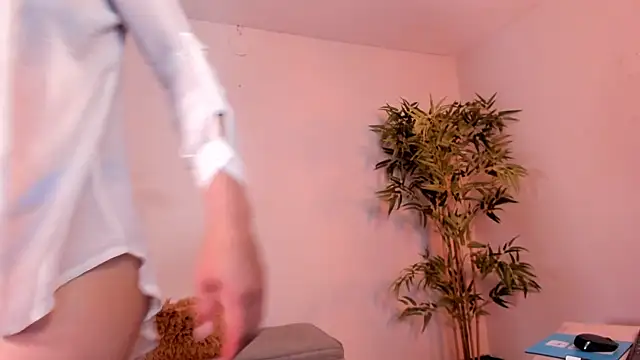  aish a  online show from October 2025 07:11:02 PM