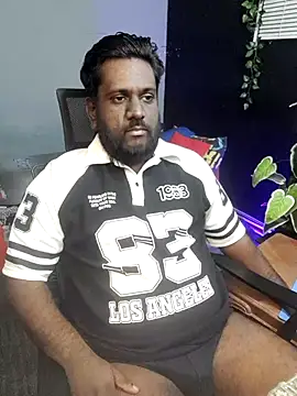 Snapshot of Rayansmith_ chatting on October 2025 10:10:01 PM Rayansmith online show from October 2025 10:10:01 PM