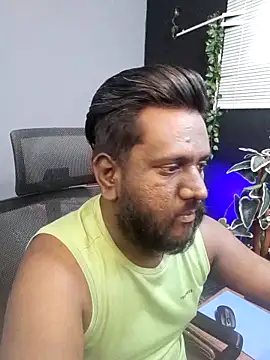 Snapshot of Rayansmith_ chatting on November 2025 06:19:01 AM Rayansmith online show from November 2025 06:19:01 AM