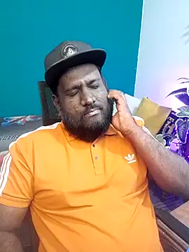 Rayansmith  online show from February 2026 10:06:01 PM