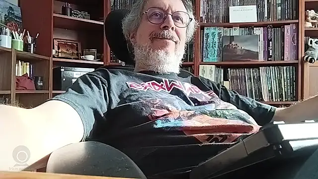 Mandra is a whore online show from November 2025 11:09:01 AM