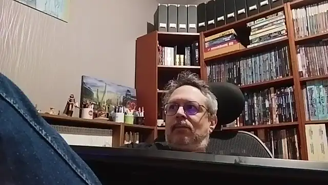 Mandra is a whore online show from January 2026 05:27:02 PM