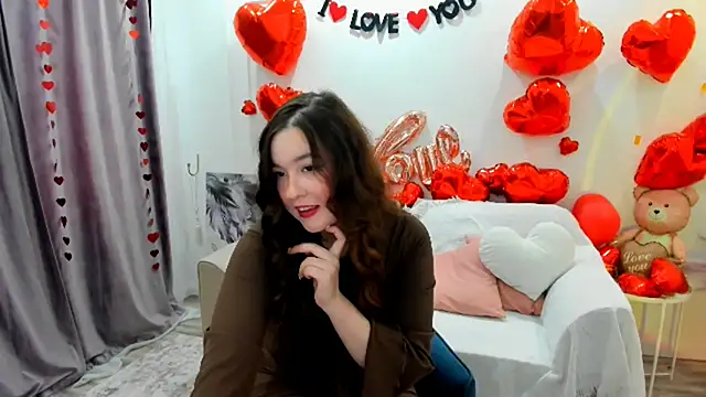 Snapshot of WishToBloom chatting on February 2026 12:32:02 PM WishToBloom online show from February 2026 12:32:02 PM