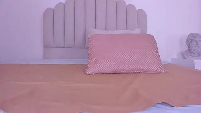 sarita duque online show from October 2025 12:06:02 PM