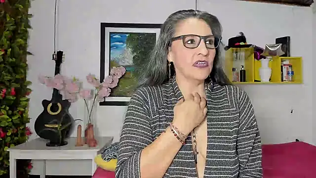 merlyna goldens online show from January 2025 09:15:01 AM