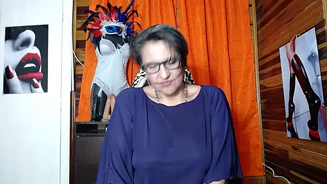 merlyna goldens online show from February 2025 02:59:02 AM