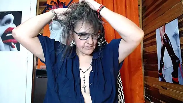 merlyna goldens online show from February 2025 05:16:01 AM