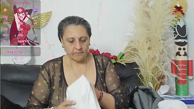 merlyna goldens online show from December 2025 12:05:02 AM