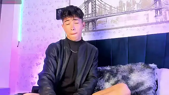 Snapshot of Andrew_thevil chatting on February 2025 06:02:02 AM Andrew thevil online show from February 2025 06:02:02 AM