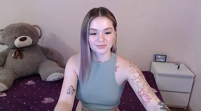 miaacatt online show from March 2025 09:53:02 AM