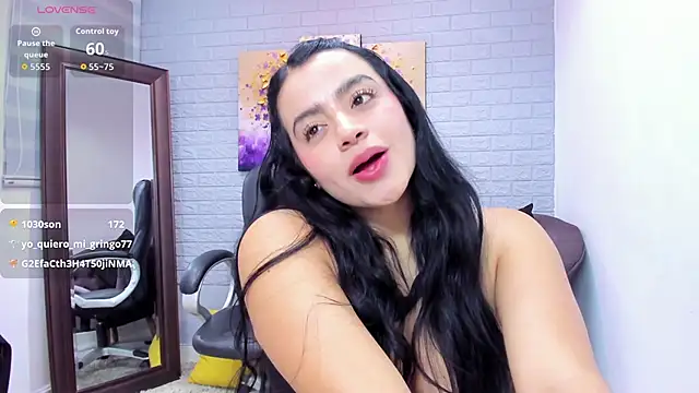 Snapshot of Paula_Desousa chatting on May 2026 08:27:01 PM Paula Desousa online show from May 2026 08:27:01 PM