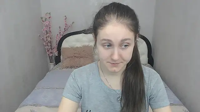 Holliy Cooper online show from March 2025 09:36:02 AM