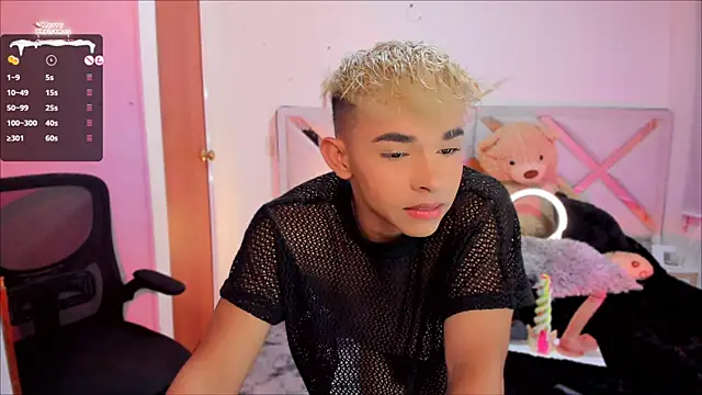 Austin connor  online show from January 2025 03:53:02 AM