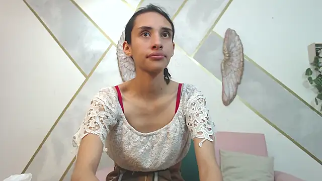 RoxanaCyrano  online show from February 2025 07:41:01 PM