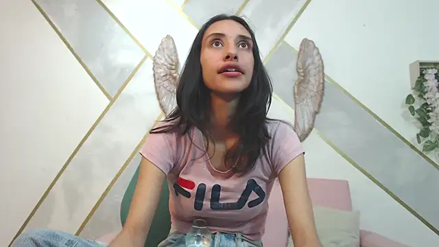 RoxanaCyrano  online show from February 2025 06:57:02 PM