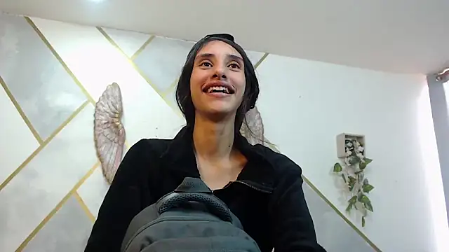 RoxanaCyrano  online show from January 2026 07:49:02 PM