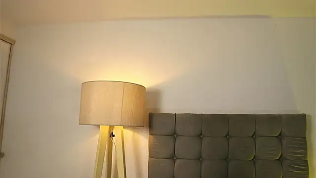 alix bay online show from February 2025 11:22:01 PM