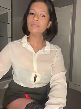 RoseMelanie online show from February 2025 05:07:01 PM