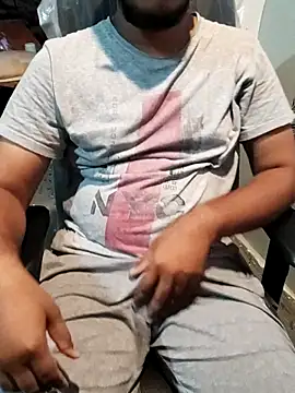 Snapshot of mrshine chatting on September 2025 12:05:01 PM mrshine online show from September 2025 12:05:01 PM