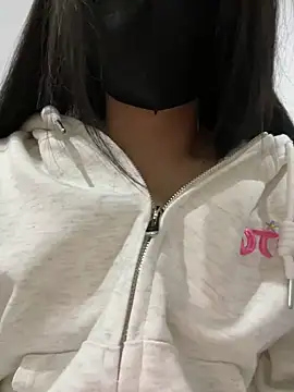 Asia-Lynn online show from December 2024 11:04:02 AM