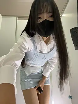 Asia-Lynn online show from November 2025 11:32:02 AM