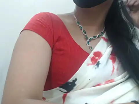 Snapshot of Lovely_Siri_23 chatting on May 2026 11:48:02 AM Lovely Siri 23 online show from May 2026 11:48:02 AM