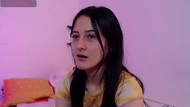 AlissonnFoxx online show from April 2026 07:36:01 PM